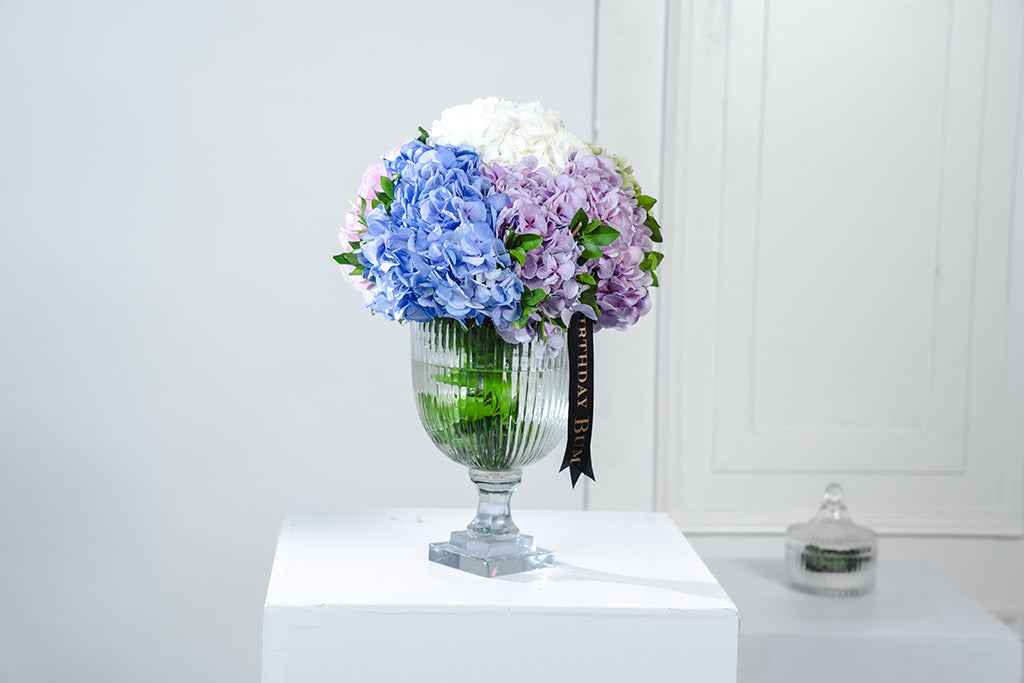 Hydrangeas Vase