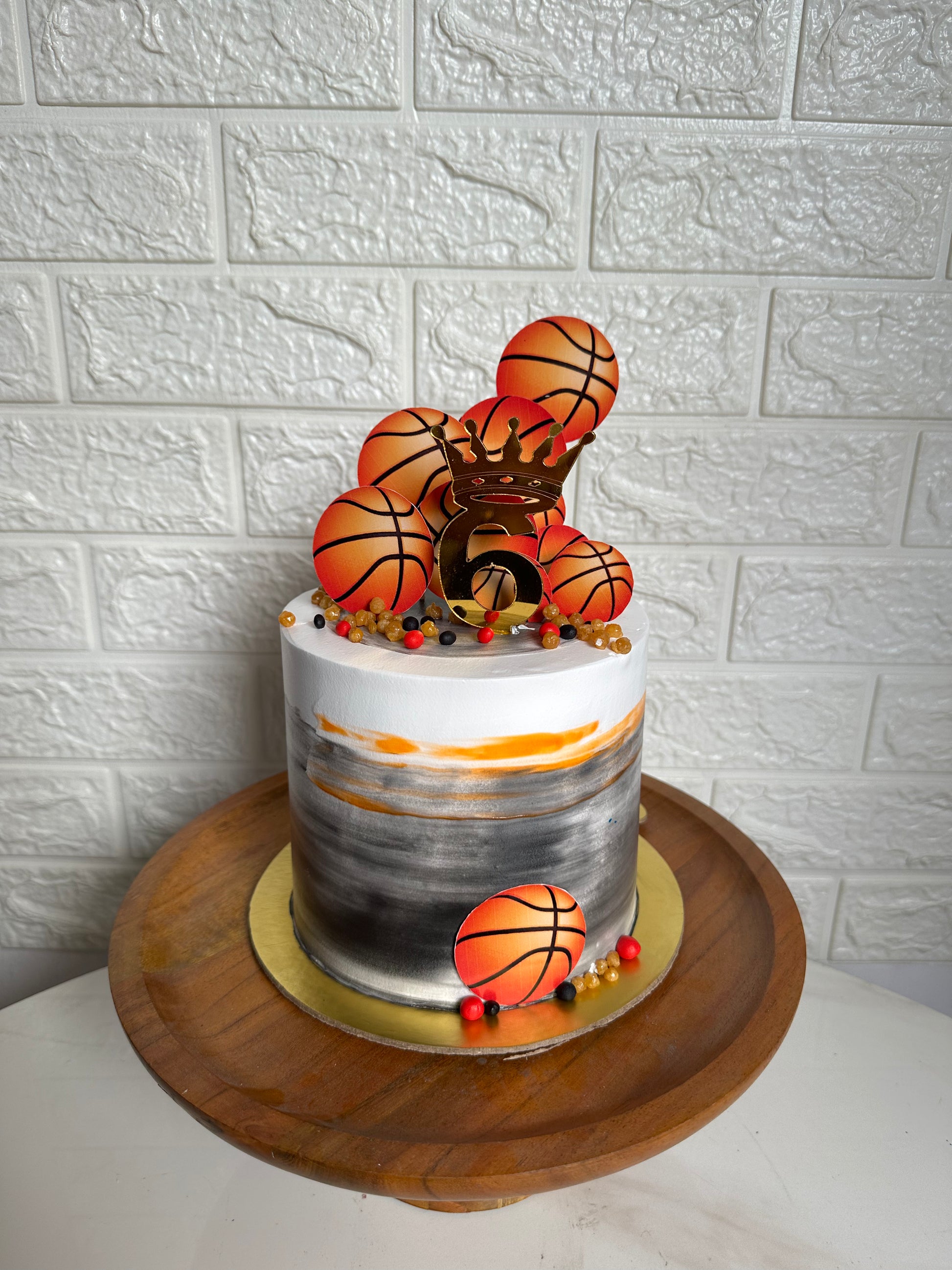 Customized Basketball Cake - Birthday Bumps