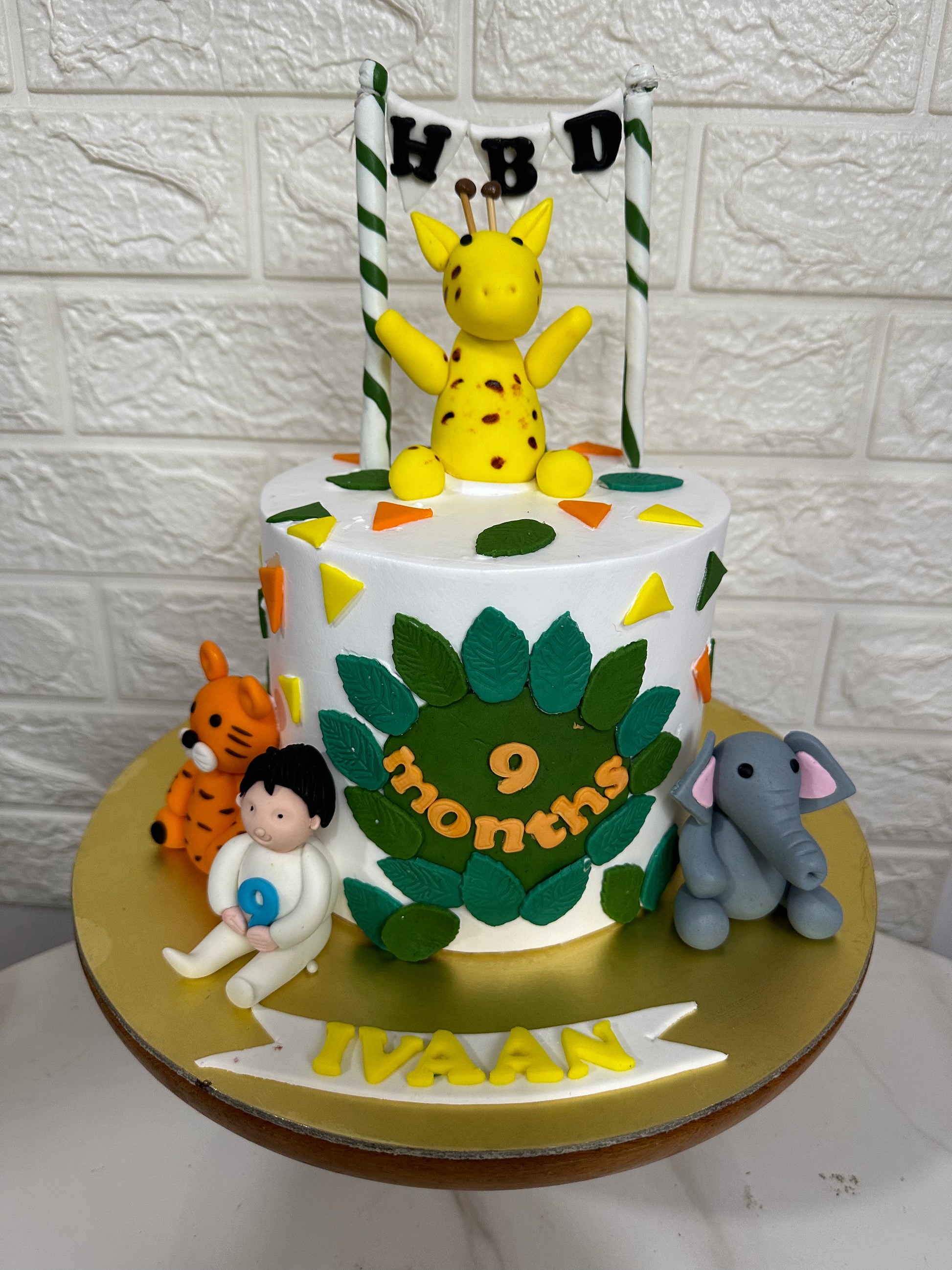 Animal Celebration Cake - Birthday Bumps